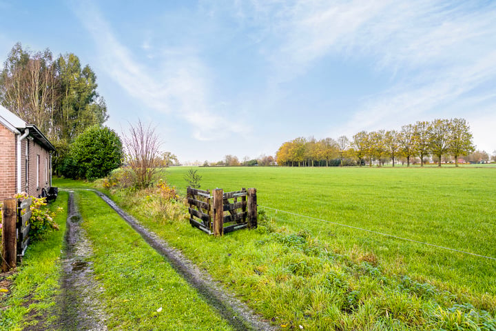 Bekijk foto 49 van Veldweg 17