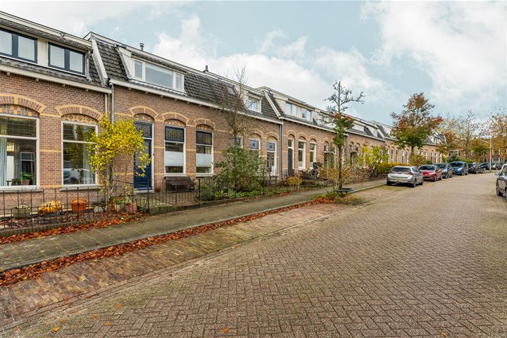 Bekijk foto 2 van Bergansiusstraat 22