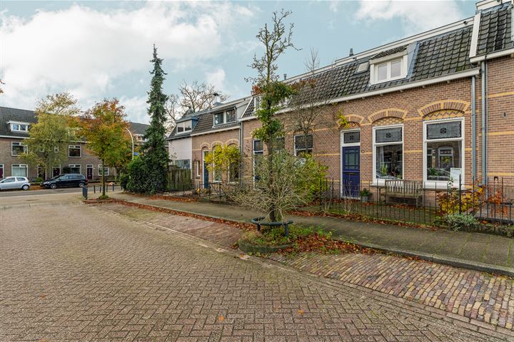 Bekijk foto 3 van Bergansiusstraat 22