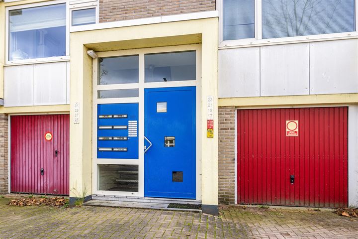 Bekijk foto 3 van Valckeslotlaan 31