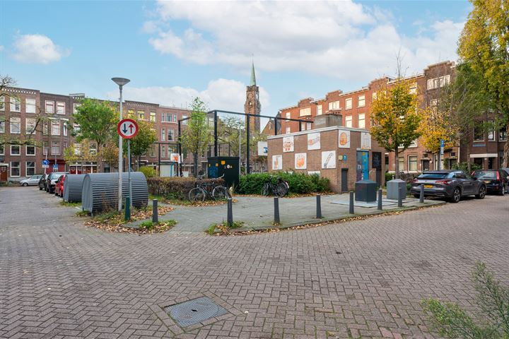 Bekijk foto 36 van Virulyplein 22-B