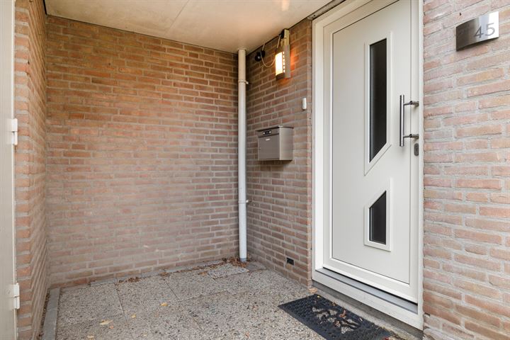 Bekijk foto 32 van Landgraafstraat 45