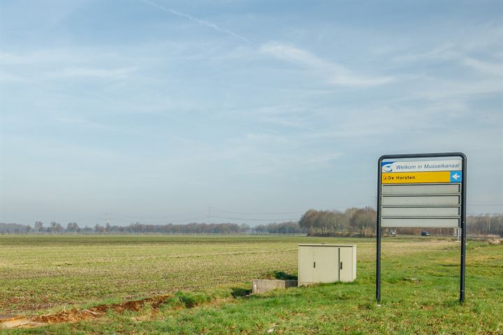 Bekijk foto 32 van Kamperfoeliestraat 24