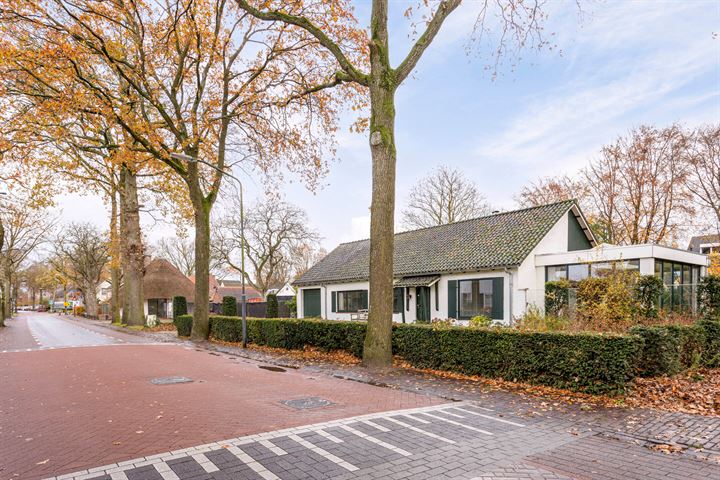 Bekijk foto 3 van St.-Lambertusstraat 29