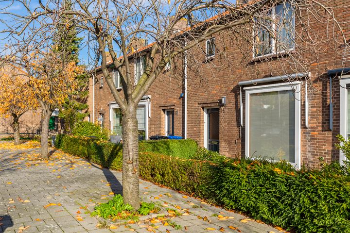 View photo 1 of Overhandstraat 24