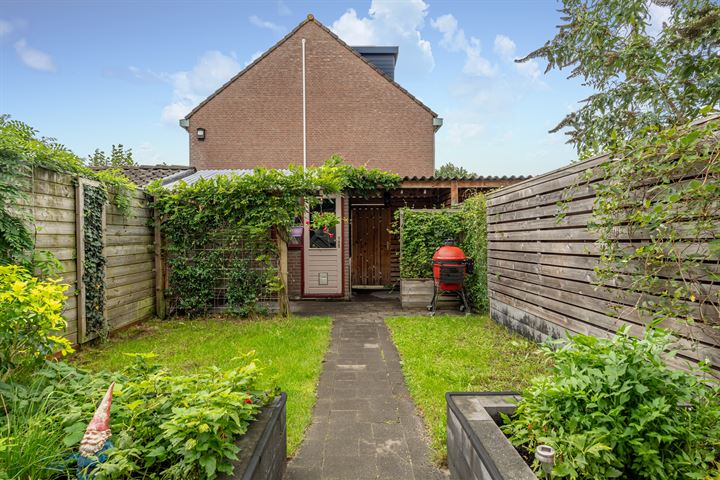 View photo 29 of Claverenbladstraat 88