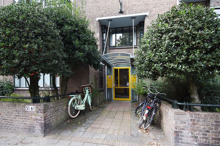 Bekijk foto 35 van Van Hogendorpstraat 61