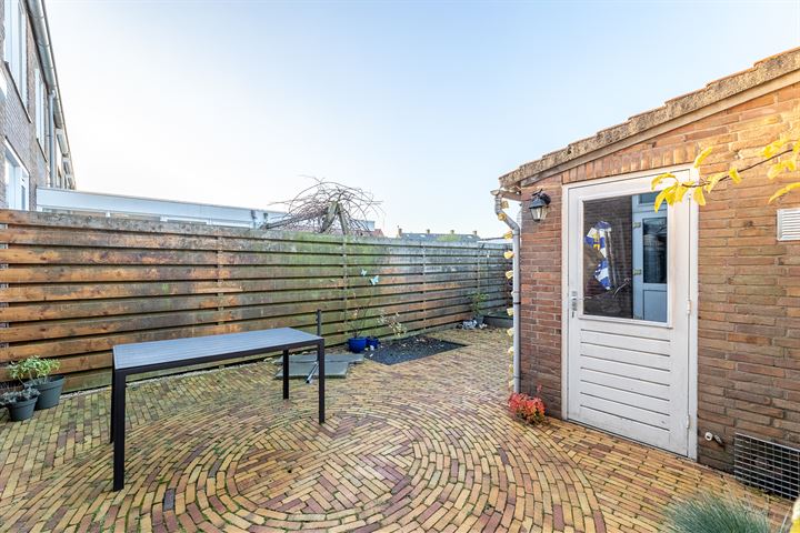 Bekijk foto 18 van Leeuwerikstraat 4