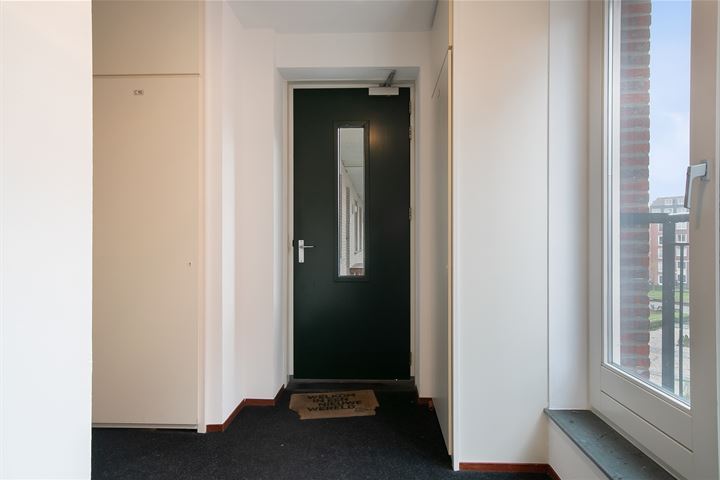 Bekijk foto 10 van Frontonstraat 33