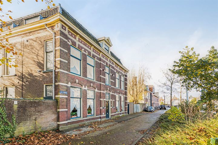 Bekijk foto 2 van Lage Rijndijk 142