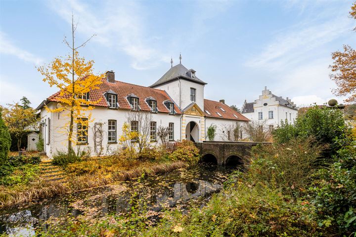 Bekijk foto 1 van Kasteel Nieuwenbroeck 6