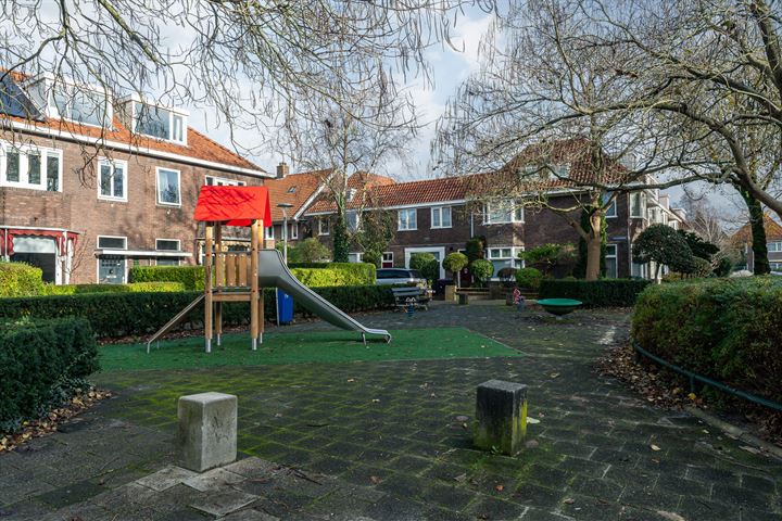 Bekijk foto 39 van Mezenstraat 12