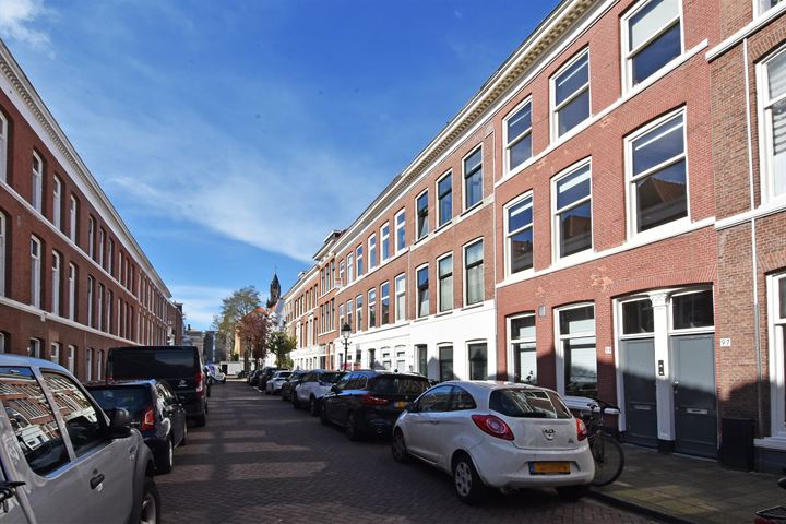 View photo 6 of Jacob van der Doesstraat 97