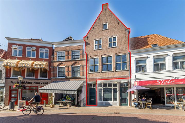 Bekijk foto 1 van Westwagenstraat 26-A