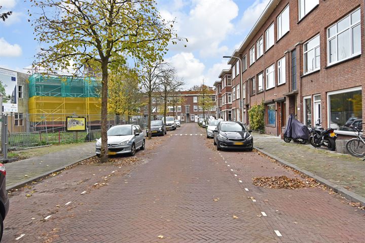 Bekijk foto 27 van Beatrijsstraat 27