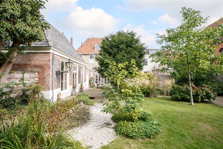 Bekijk foto 32 van Voorstraat 19