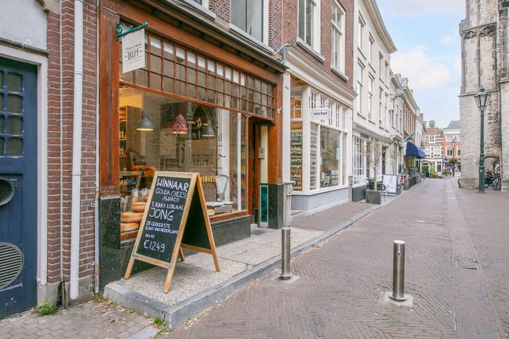 Photo 39 of Voorstraat 19