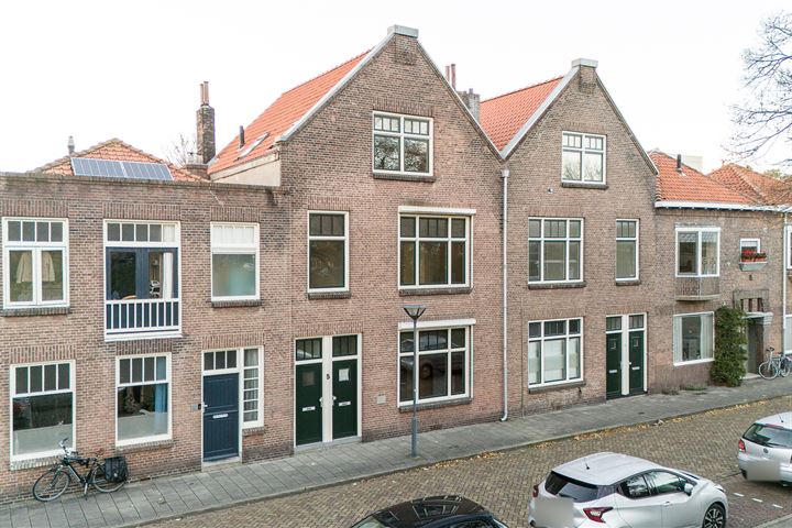 Bekijk foto 1 van De Lannoystraat 5-5A