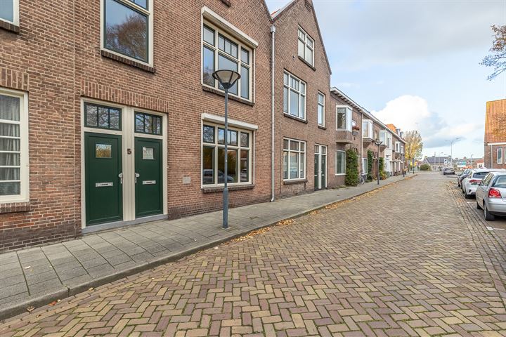 Bekijk foto 9 van De Lannoystraat 5-5A