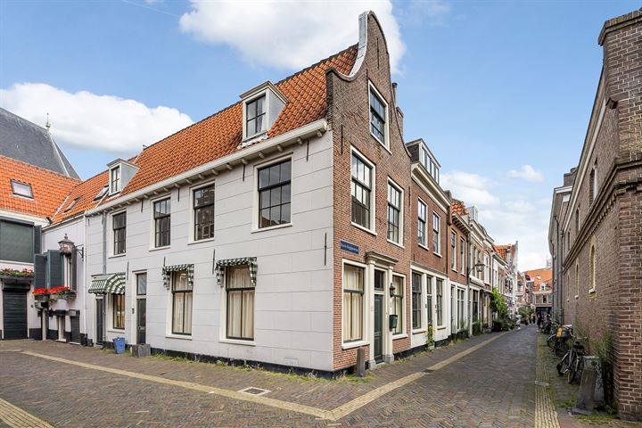 Bekijk foto 1 van Lange Begijnestraat 3