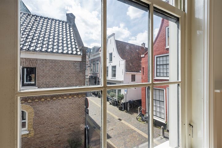 Bekijk foto 12 van Lange Begijnestraat 3