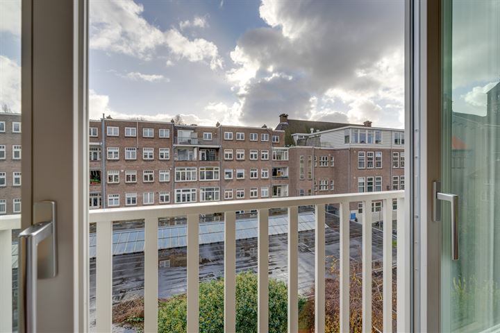 View photo 17 of Lomanstraat 71-E