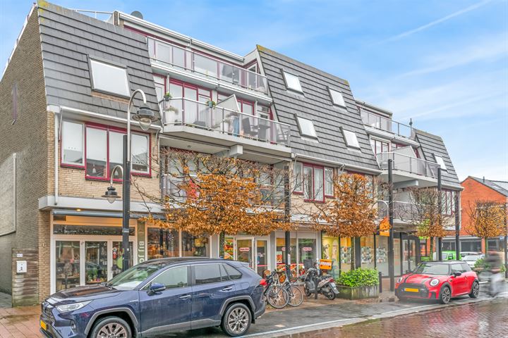 Bekijk foto 27 van Beatrixstraat 23