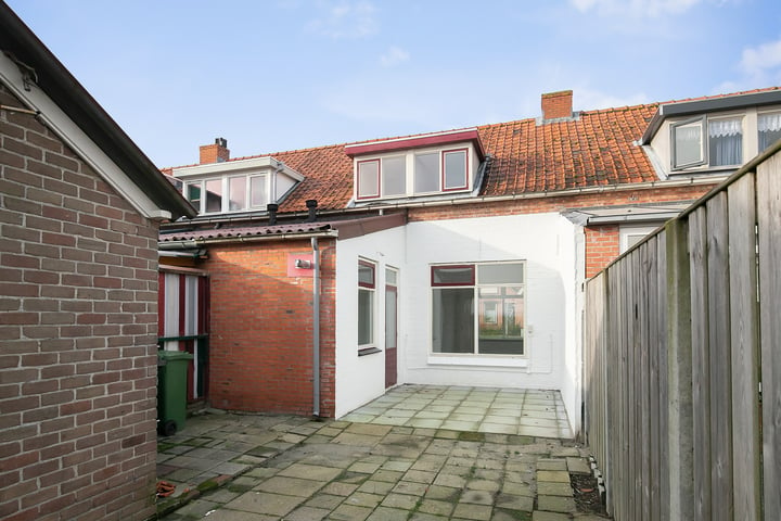 Bekijk foto 18 van Axelsestraat 75