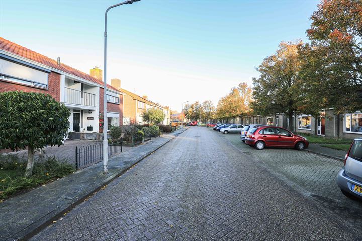 Bekijk foto 26 van Vroonstraat 3