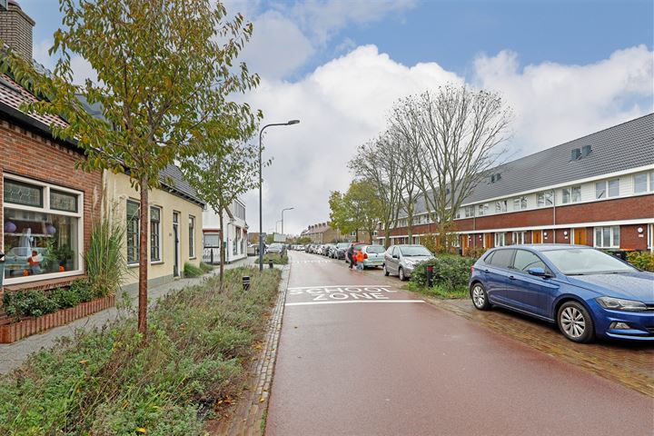 Bekijk foto 4 van Maerten van Heemskerckstraat 154