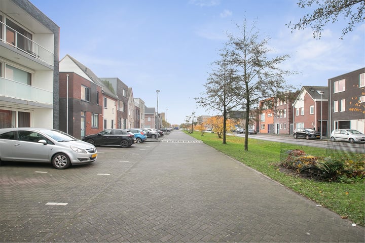 Bekijk foto 26 van Achillesstraat 3