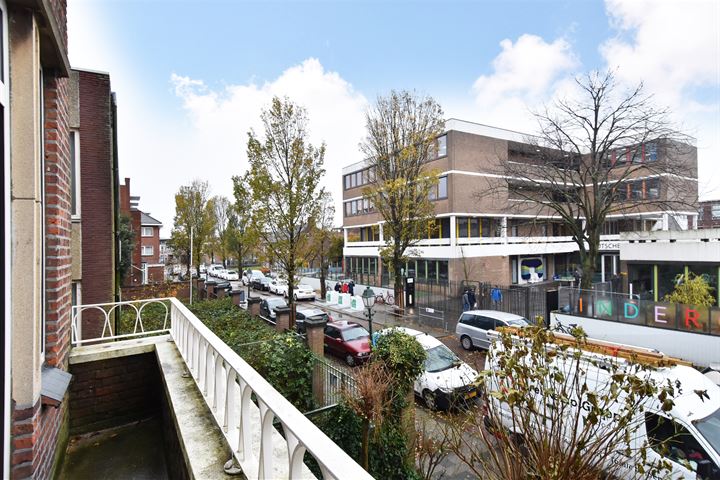 Bekijk foto 3 van Van Bleiswijkstraat 114