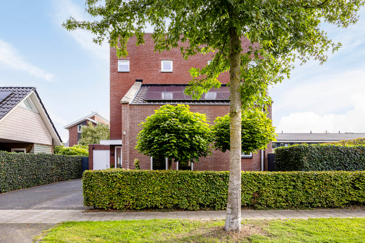 Bekijk foto 43 van Ab Hakeboomstraat 14