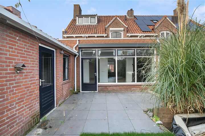 Bekijk foto 36 van Bakelgeertstraat 17