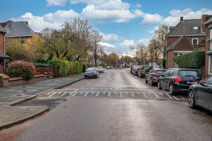 Bekijk foto 41 van Gasthuiskampstraat 12