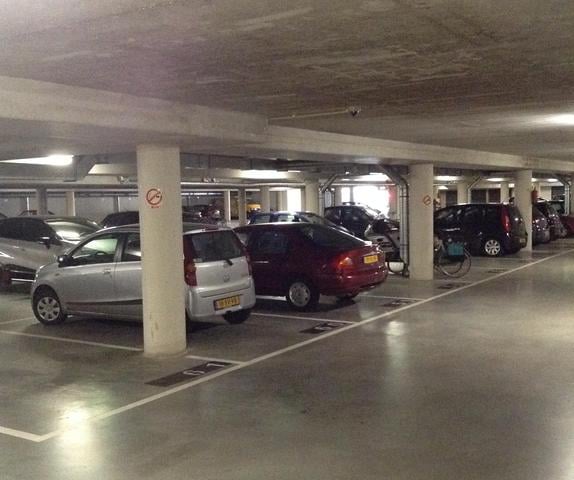 View photo 3 of Ratelplein 2 - parkeerplaats G83