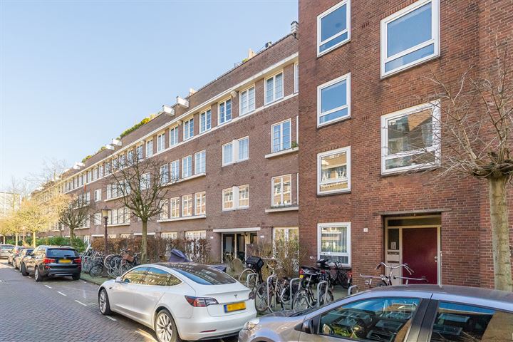 Bekijk foto 1 van Danie Theronstraat 33-3