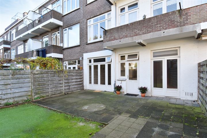 Bekijk foto 13 van Amandelstraat 25