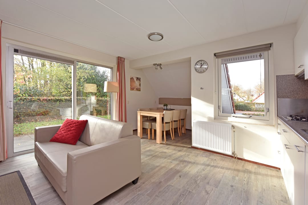 Foto 13 van Zwembadweg 1-106