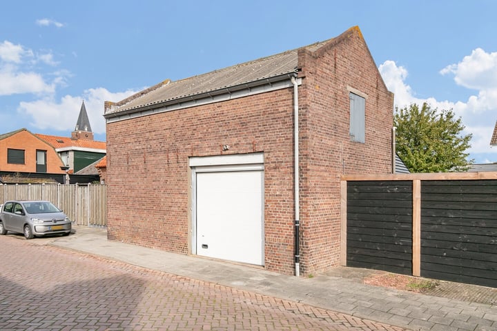 View photo 46 of Oostgroeneweg 8