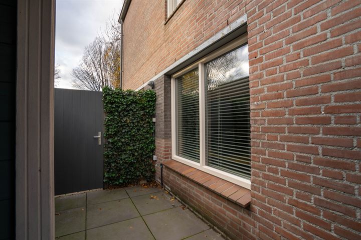 Bekijk foto 48 van Hendrikstraat 14