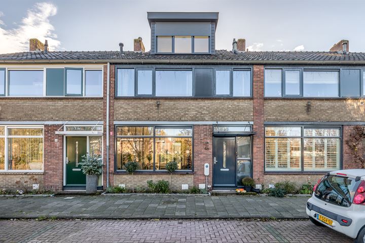 View photo 28 of P C Hooftstraat 46