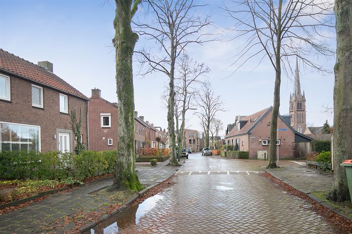 Bekijk foto 37 van Bladerstraat 14