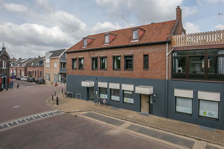 Bekijk foto 30 van Schoolstraat 35