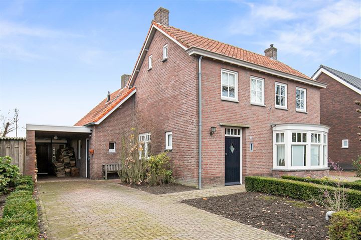 View photo 16 of Hoofdstraat 19