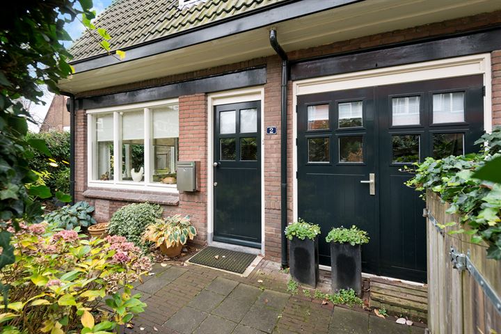 Bekijk foto 3 van Backerstraat 2