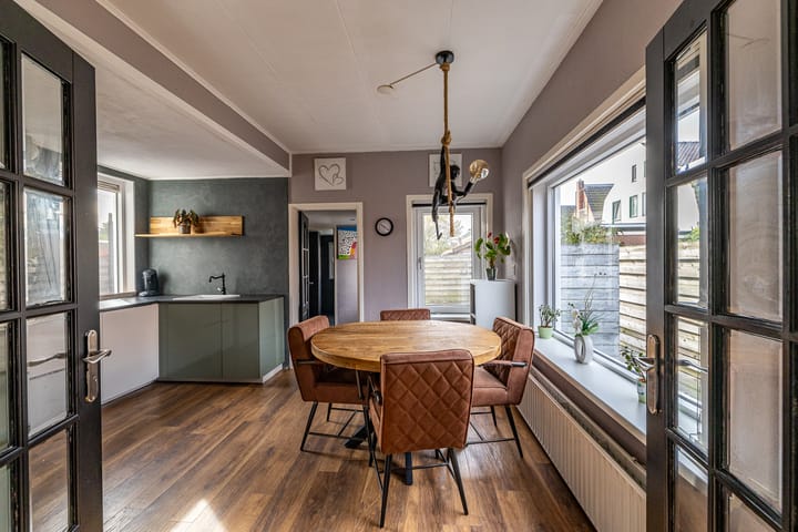 Foto 11 van Jan ten Catestraat 8