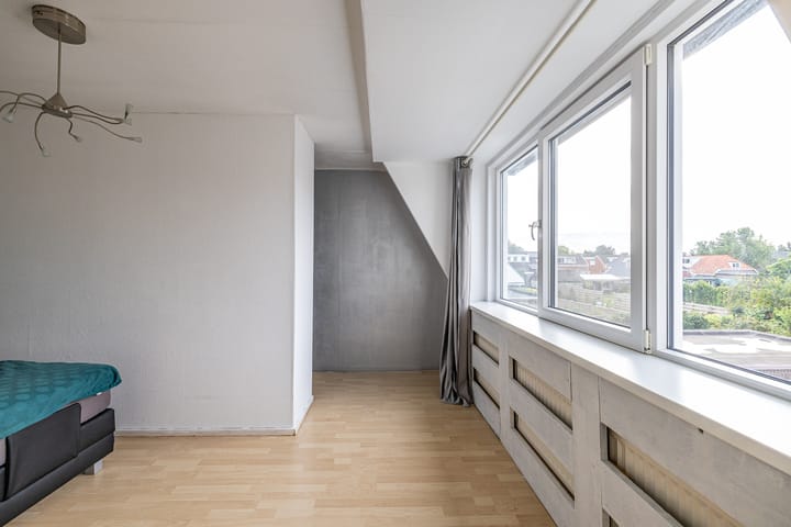 Foto 30 van Jan ten Catestraat 8