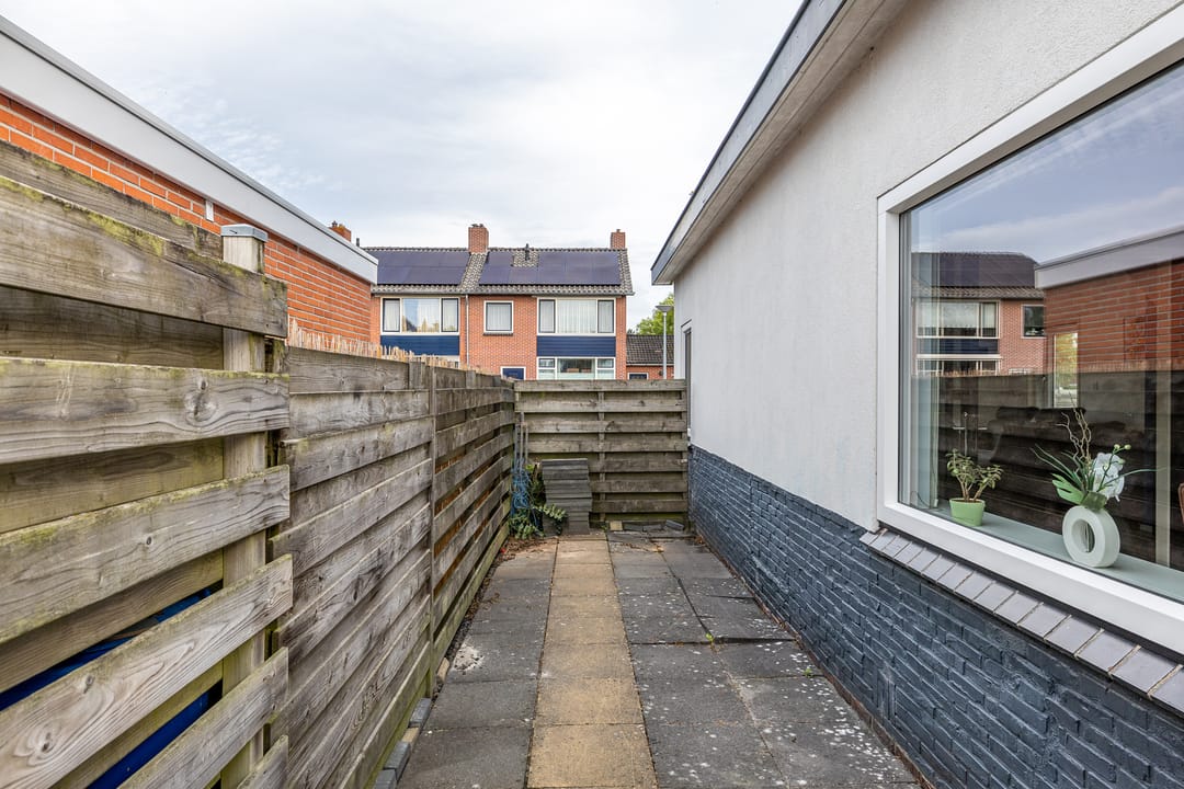 Foto 38 van Jan ten Catestraat 8