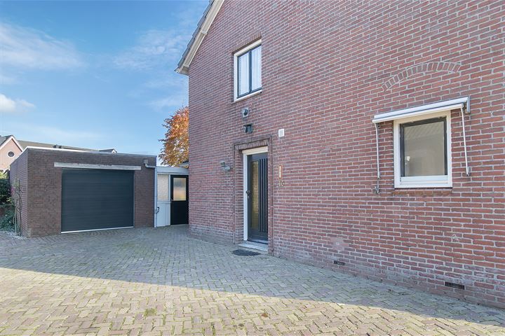 Bekijk foto 3 van Kapelstraat 16